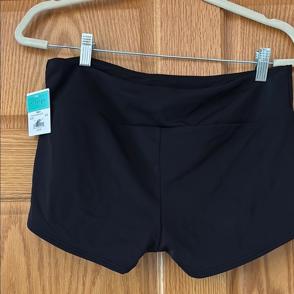 NWT Sunsets Black Women's Shorts swim Seascapes coverup - Picture 3 of 5